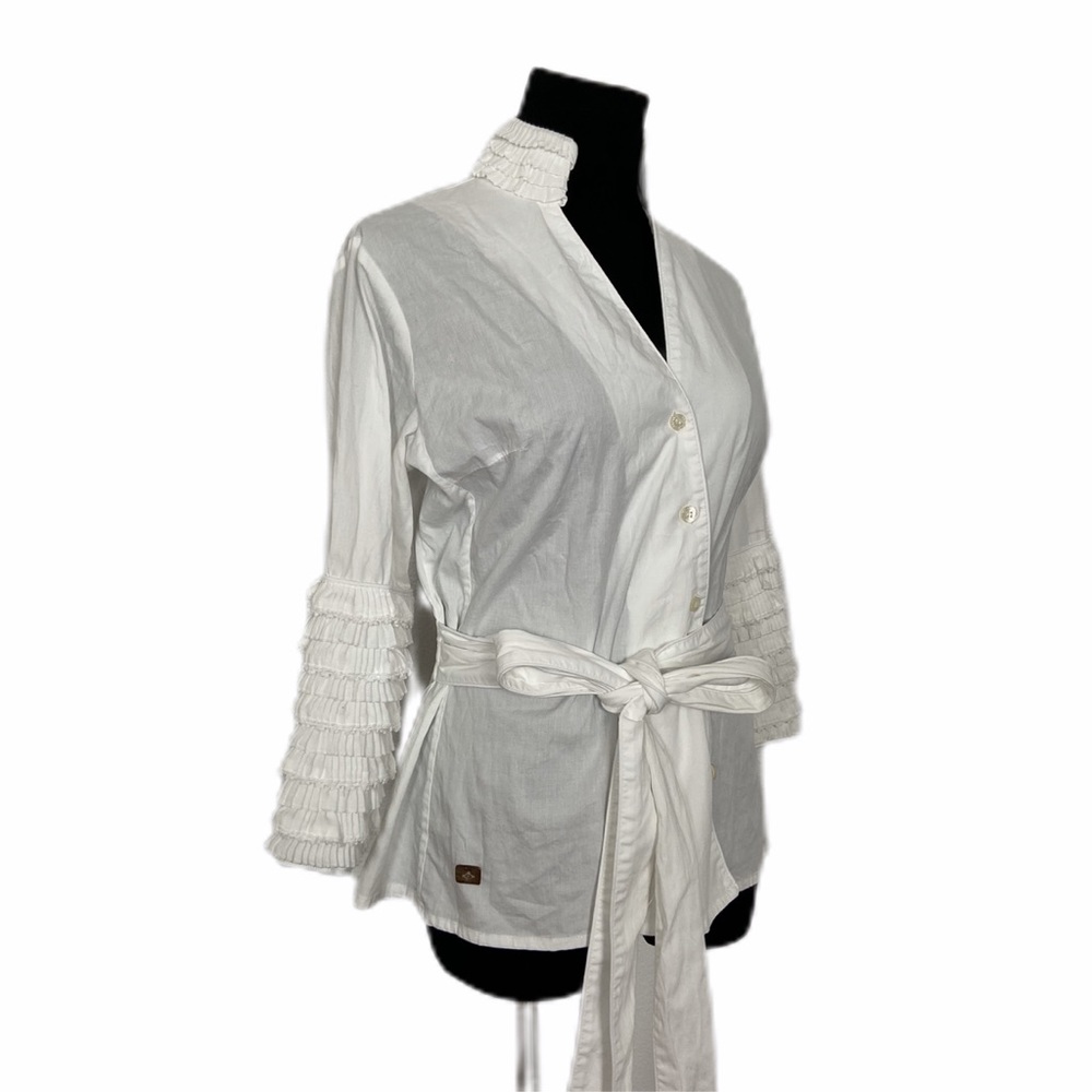 Extreme Collection White Button Down Frilly W38